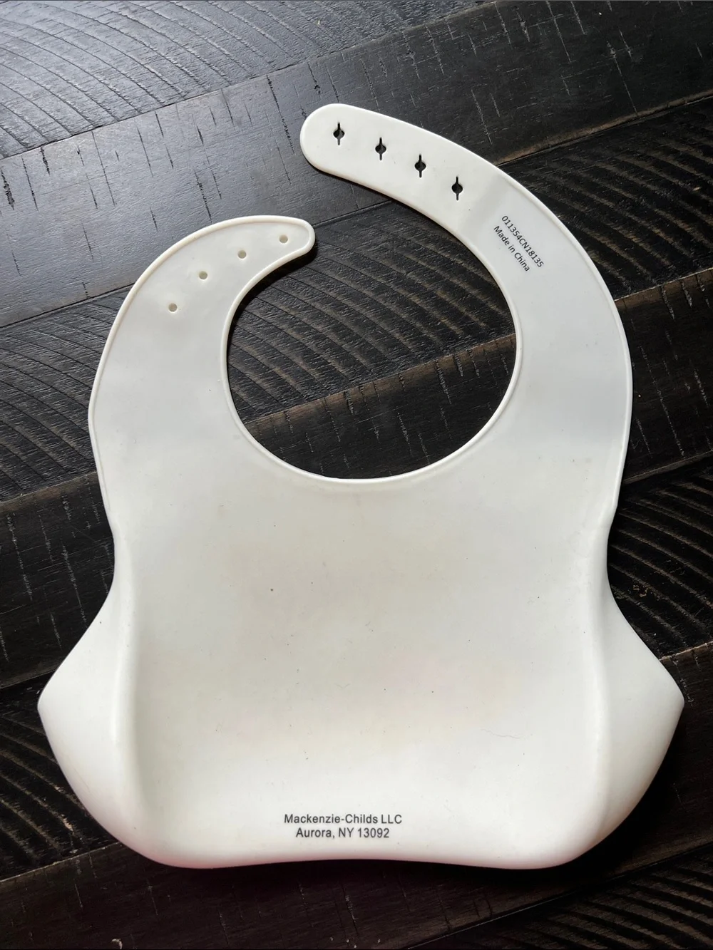 MacKenzie Childs Bow Wow Meow Bouncy Silicone Bib Baby & Snowman Bib